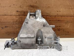 Gebruikte Motorrubber Mercedes S (W221) 5.5 S-63 AMG V8 32V Biturbo Prijs € 50,00 Margeregeling aangeboden door RH Motoren Transmissie Revisie BV