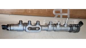 Gebruikte Common rail (Injectie) Landrover Discovery V (LR) 2.0 Td4 16V Prijs € 121,00 Inclusief btw aangeboden door RH Motoren Transmissie Revisie BV