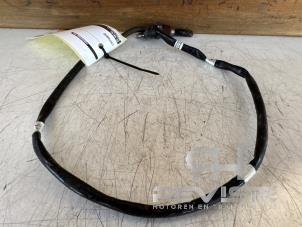 Gebruikte Uitlaat temperatuursensor Volkswagen Transporter/Caravelle T5 2.0 BiTDI DRF Prijs € 30,00 Margeregeling aangeboden door RH Motoren Transmissie Revisie BV