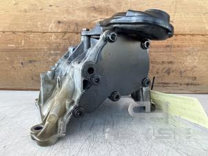 Gebruikte Oliepomp BMW 1 serie (F20) 118i 1.5 TwinPower 12V Prijs € 135,00 Margeregeling aangeboden door RH Motoren Transmissie Revisie BV