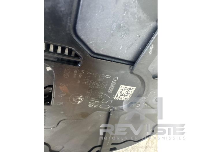 Dynamo van een BMW X7 M50d xDrive 3.0 24V 2019