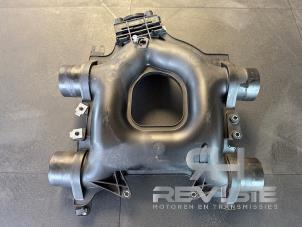 Gebruikte Aanzuigslang Lucht Landrover Range Rover Sport (LW) 4.4 SDV8 32V Prijs € 295,00 Margeregeling aangeboden door RH Motoren Transmissie Revisie BV