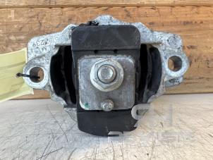 Gebruikte Motorrubber Jaguar F-Pace 2.0 D 180 16V AWD Prijs € 65,00 Margeregeling aangeboden door RH Motoren Transmissie Revisie BV