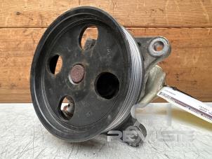 Gebruikte Pomp Servo Mercedes X (470) 350d 3.0 V6 24V 4-Matic Prijs € 85,00 Margeregeling aangeboden door RH Motoren Transmissie Revisie BV