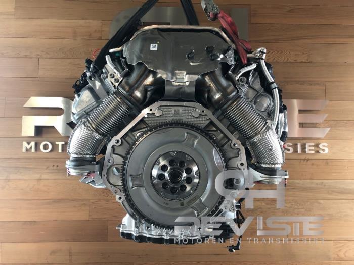 Motor van een Land Rover Range Rover Sport (L1) 4.4 P635 V8 Twin Turbo 2024