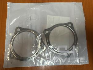 Nieuwe Uitlaat Pakking Porsche Cayenne Prijs € 22,45 Inclusief btw aangeboden door RH Motoren Transmissie Revisie BV