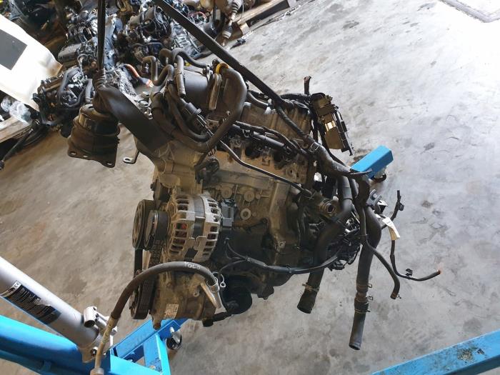 Motor van een Volkswagen Polo V (6R) 1.0 12V BlueMotion Technology 2016