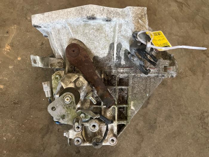 Gebruikte Versnellingsbak Peugeot 108 1.0 12V Prijs € 170,00 Margeregeling aangeboden door Express Autodemontage