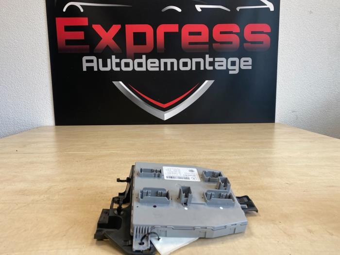 Computer Body Control van een Mercedes-Benz C Estate (S205) C-350 e 2.0 16V 2015