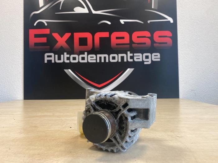 Gebruikte Alternator Opel Corsa D 1.3 CDTi 16V ecoFLEX Prijs € 19,00 Margeregeling aangeboden door Express Autodemontage