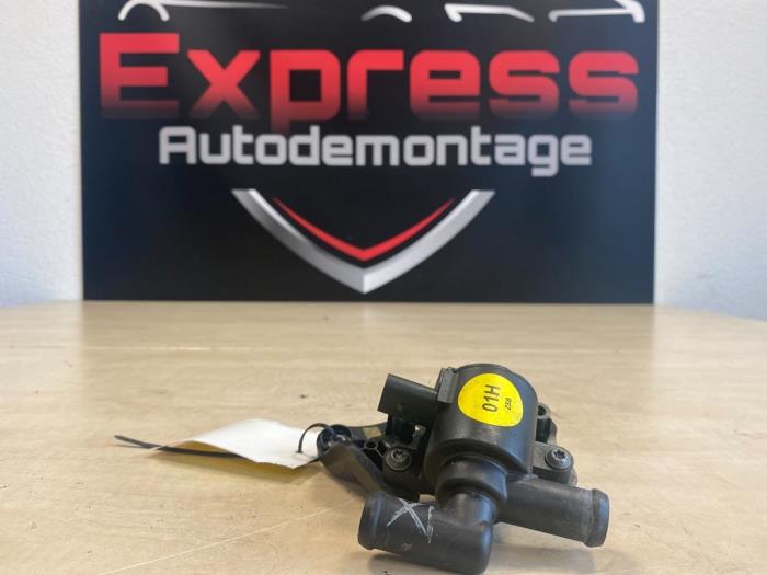 Gebruikte Waterpomp poelie Audi A8 (D5) 3.0 V6 24V 55 TFSI Mild Hybrid Quattro Prijs € 19,00 Margeregeling aangeboden door Express Autodemontage