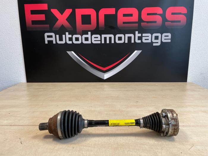 Gebruikte Steekas links-voor Seat Leon (KLB) 1.5 TSI 16V Prijs € 110,00 Margeregeling aangeboden door Express Autodemontage