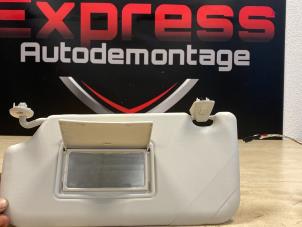 Gebruikte Zonneklep Ford Focus 3 Wagon 1.0 Ti-VCT EcoBoost 12V 100 Prijs € 15,00 Margeregeling aangeboden door Express Autodemontage