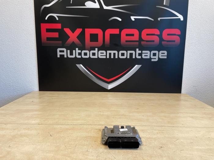 Gebruikte Inspuitcomputer Seat Leon (KLB) 1.5 TSI 16V Prijs € 150,00 Margeregeling aangeboden door Express Autodemontage