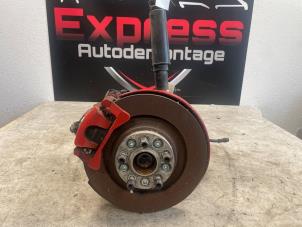 Gebruikte Wielophanging links-achter Audi A6 (C7) 3.0 TDI V6 24V Quattro Prijs € 250,00 Margeregeling aangeboden door Express Autodemontage