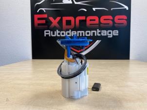 Gebruikte Benzinepomp Skoda Fabia III (NJ3) 1.0 TSI 12V Prijs € 47,00 Margeregeling aangeboden door Express Autodemontage