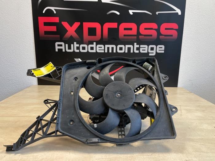 Gebruikte Vin Opel Corsa D 1.3 CDTi 16V ecoFLEX Prijs € 20,00 Margeregeling aangeboden door Express Autodemontage