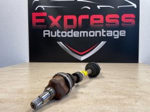 Gebruikte Homokineetas links-voor Ford Fiesta 6 (JA8) 1.6 TDCi 95 Prijs € 20,00 Margeregeling aangeboden door Express Autodemontage