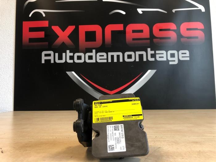 Gebruikte ABS Pomp Audi A5 Sportback (F5A/F5F) 2.0 TDI Ultra 16V Prijs € 425,00 Margeregeling aangeboden door Express Autodemontage