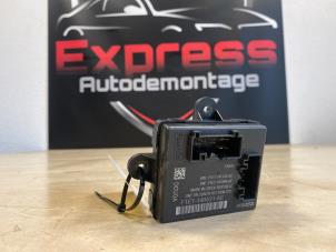 Gebruikte Centrale Deurvergrendelings Module Ford C-Max (DXA) Prijs € 20,00 Margeregeling aangeboden door Express Autodemontage