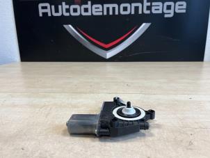 Gebruikte Portierruitmotor BMW 1 serie (F40) 118i 1.5 TwinPower 12V Prijs € 75,00 Margeregeling aangeboden door Express Autodemontage