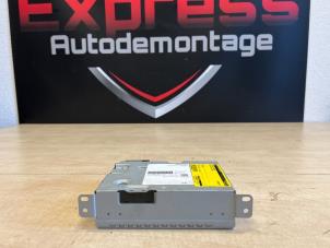 Gebruikte Navigatie Module Opel Corsa F (UB/UH/UP) 1.2 12V 75 Prijs € 332,75 Inclusief btw aangeboden door Express Autodemontage