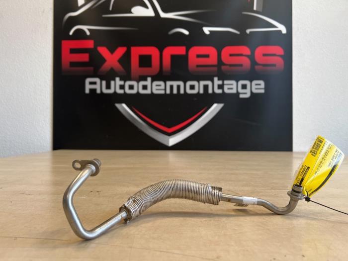 Gebruikte Oliedruk Leiding BMW 1 serie (F40) 118i 1.5 TwinPower 12V Prijs € 40,00 Margeregeling aangeboden door Express Autodemontage