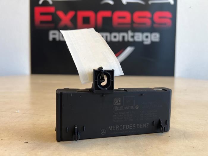 Gebruikte Module achterklep motor Mercedes E (C238) E-300 2.0 Turbo 16V Prijs € 49,00 Margeregeling aangeboden door Express Autodemontage