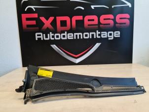 Gebruikte Paravan Peugeot 208 I (CA/CC/CK/CL) 1.6 Blue HDi 100 Prijs € 14,00 Margeregeling aangeboden door Express Autodemontage