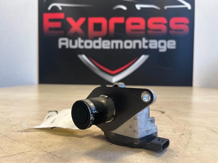 Gebruikte EGR Klep Mercedes A (177.0) 1.5 A-180d Prijs € 80,00 Margeregeling aangeboden door Express Autodemontage