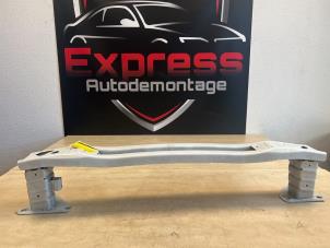 Gebruikte Bumperframe achter DS Automobiles DS 3/Crossback (UC/UJ/UR) 1.2 12V PureTech 130 Prijs € 151,25 Inclusief btw aangeboden door Express Autodemontage