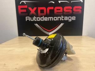 Gebruikte Rembooster Volkswagen Polo VI (AW1) 1.0 TSI 12V Prijs € 115,00 Margeregeling aangeboden door Express Autodemontage