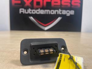 Gebruikte Schuifdeur schakelaar Volkswagen Caddy IV 1.4 TGI BlueMotion Prijs € 15,00 Margeregeling aangeboden door Express Autodemontage