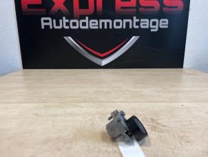 Gebruikte Spanner multiriem Volkswagen Polo VI (AW1) 1.0 TSI 12V Prijs € 12,00 Margeregeling aangeboden door Express Autodemontage