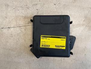 Gebruikte Zekeringkast Renault Zoé (AG) 51kW Prijs € 10,00 Margeregeling aangeboden door Express Autodemontage