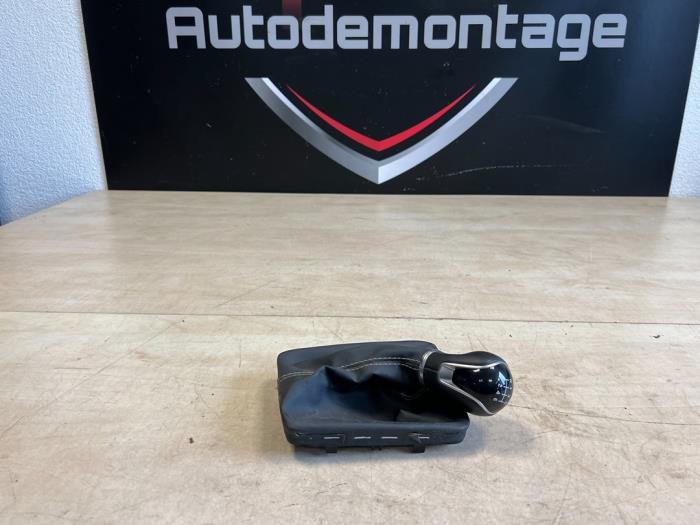 Gebruikte Versnellingspook Seat Leon (KLB) 1.5 TSI 16V Prijs € 39,00 Margeregeling aangeboden door Express Autodemontage