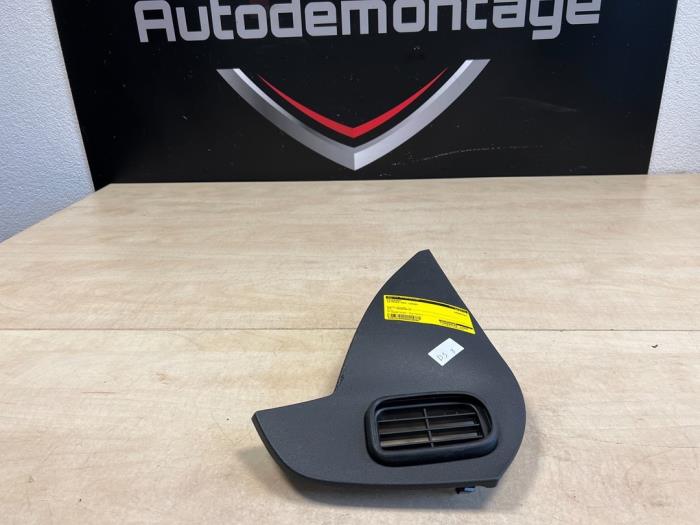 Gebruikte Diversen DS Automobiles DS 3/Crossback (UC/UJ/UR) 1.2 12V PureTech 130 Prijs € 10,00 Margeregeling aangeboden door Express Autodemontage