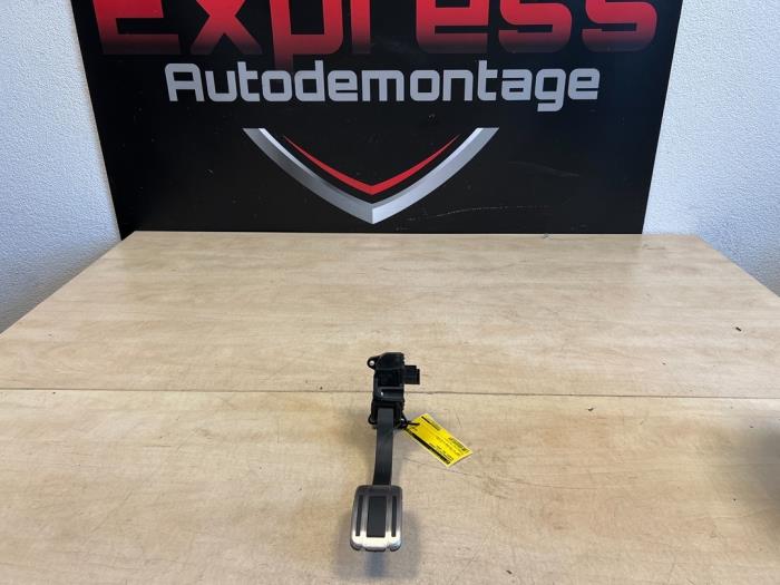 Gebruikte Sensor Gaspedaalpositie Peugeot 308 (L3/L8/LB/LH/LP) 1.2 12V e-THP PureTech 130 Prijs € 45,00 Margeregeling aangeboden door Express Autodemontage