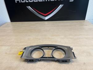 Gebruikte Kilometerteller sierlijst Volkswagen Golf VII Variant (AUVV) 2.0 TDI 150 16V Prijs € 15,00 Margeregeling aangeboden door Express Autodemontage