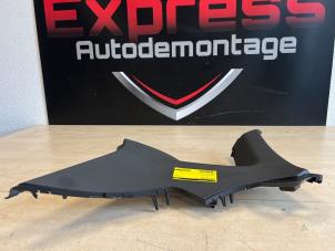 Gebruikte C-stijl afdekkap links Cupra Leon (KLCB) 1.4 e-Hybrid 245, VZ 16V Prijs € 15,00 Margeregeling aangeboden door Express Autodemontage