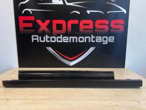 Gebruikte Zijskirt links Ford C-Max (DXA) Prijs € 45,00 Margeregeling aangeboden door Express Autodemontage