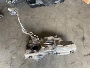 Gebruikte Brandstoftank Seat Ibiza V (KJB) 1.0 TSI 12V Prijs € 110,00 Margeregeling aangeboden door Express Autodemontage