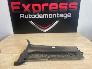 Gebruikte Paravan Citroen C4 Berline (BA/BB/BC) 1.2 PureTech 130 12V Prijs € 25,00 Margeregeling aangeboden door Express Autodemontage