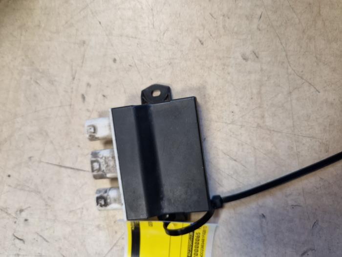 Gebruikte Computer Diversen Mercedes E (C238) E-300 2.0 Turbo 16V Prijs € 34,00 Margeregeling aangeboden door Express Autodemontage