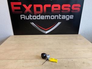 Gebruikte Spanner multiriem Volkswagen Polo VI (AW1) 1.0 TSI 12V Prijs € 12,00 Margeregeling aangeboden door Express Autodemontage