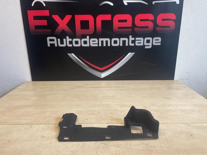 Gebruikte Diversen Landrover Range Rover Evoque (LVJ/LVS) 2.2 TD4 16V 5-drs. Prijs € 25,00 Margeregeling aangeboden door Express Autodemontage