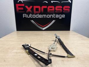 Gebruikte Raammechaniek 4Deurs rechts-voor Seat Leon (KLB) 1.5 TSI 16V Prijs € 38,00 Margeregeling aangeboden door Express Autodemontage