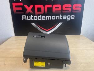 Gebruikte Dashboardkastje Mercedes C (W206) C-200 1.5 EQ Boost 4-Matic Prijs € 242,00 Inclusief btw aangeboden door Express Autodemontage