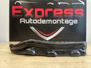 Gebruikte Frontdeel steun BMW 1 serie (F40) 118i 1.5 TwinPower 12V Prijs € 20,00 Margeregeling aangeboden door Express Autodemontage