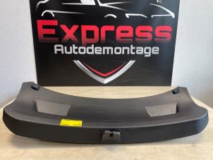 Gebruikte Bekleding bagageruimte Cupra Leon (KLCB) 1.4 e-Hybrid 245, VZ 16V Prijs € 50,00 Margeregeling aangeboden door Express Autodemontage